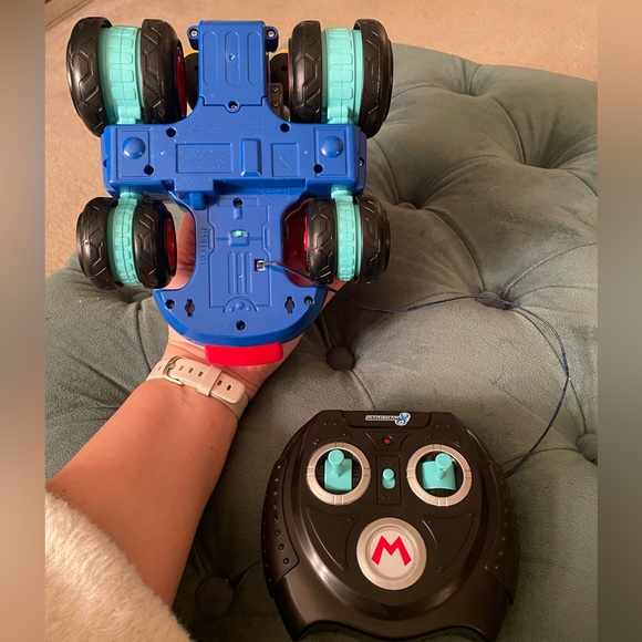 Super Mario Kart 8 Nintendo Anti Gravity RC Racer Remote Control Car - NWOT) - Picture 3 of 5